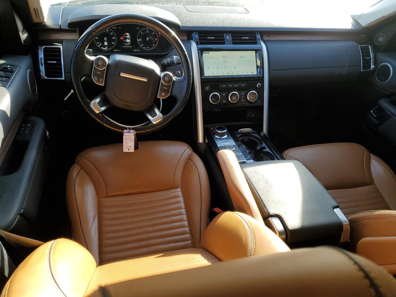 2018 Land Rover Discovery - Image 8
