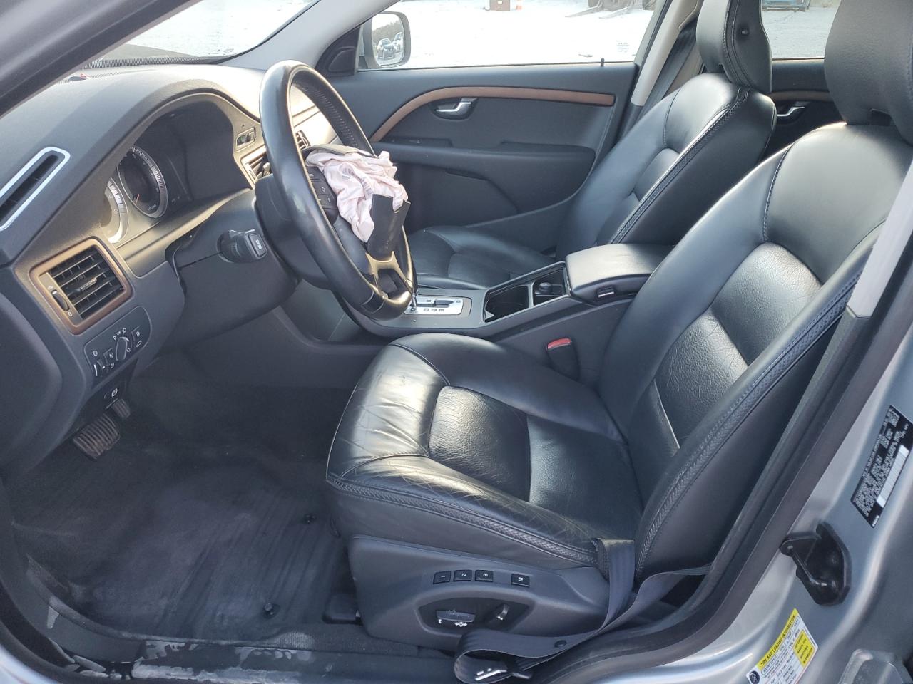 2010 Volvo XC70 - Image 7