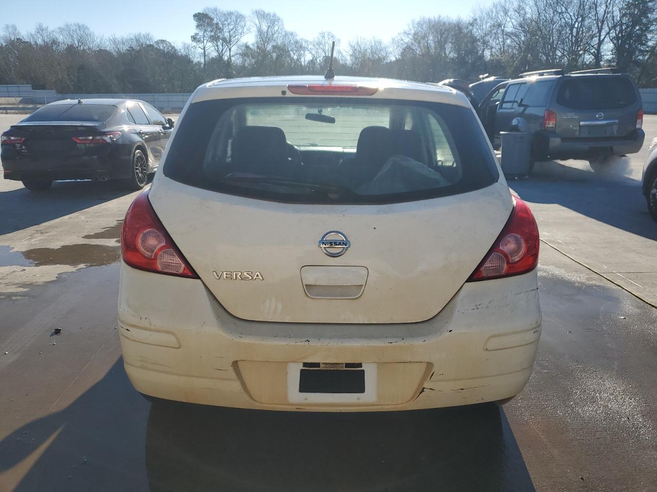 2011 Nissan Versa - Image 6
