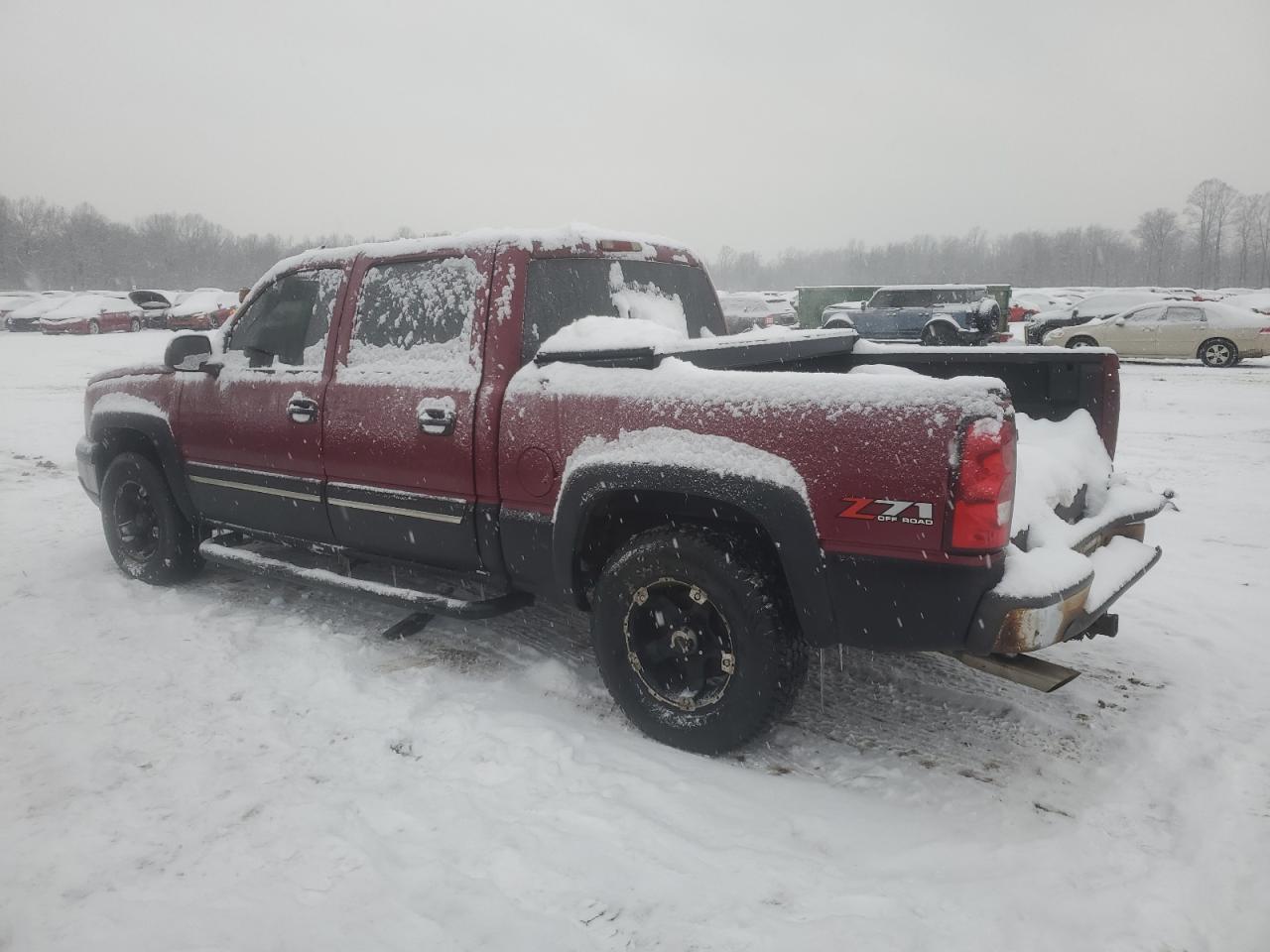 2006 Chevrolet Silverado - Image 2