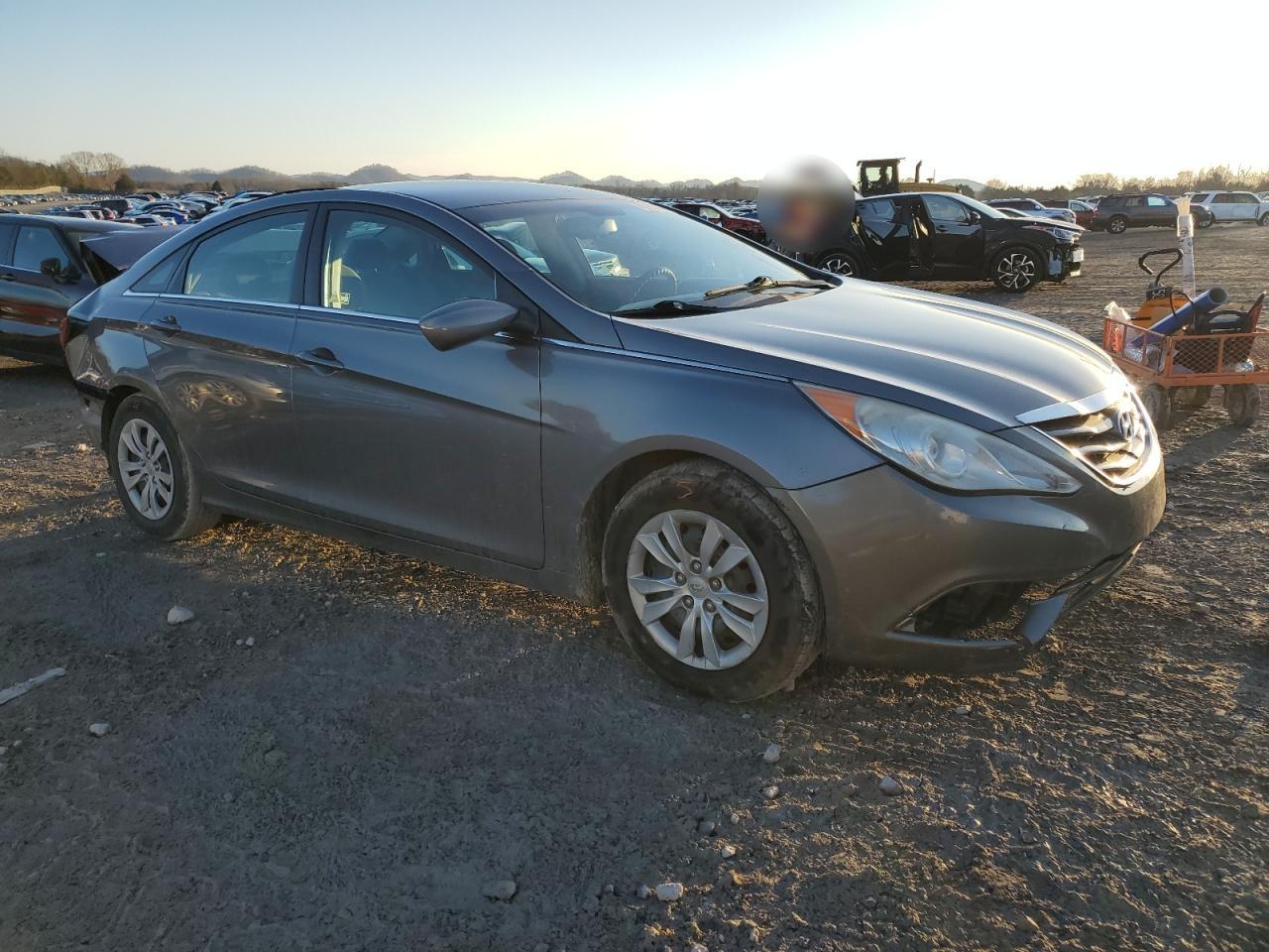 2012 Hyundai Sonata - Image 4