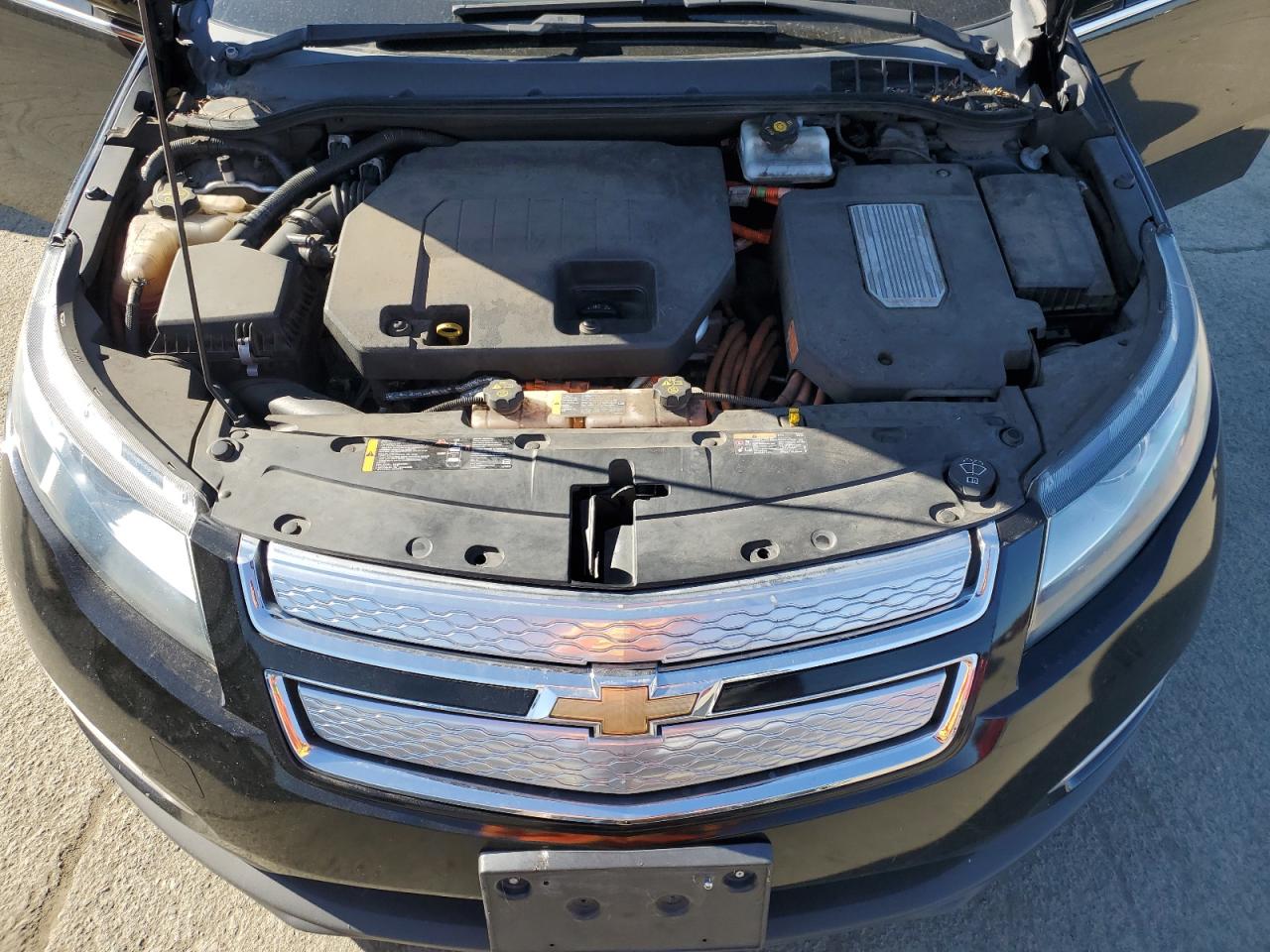 2013 Chevrolet Volt - Image 11