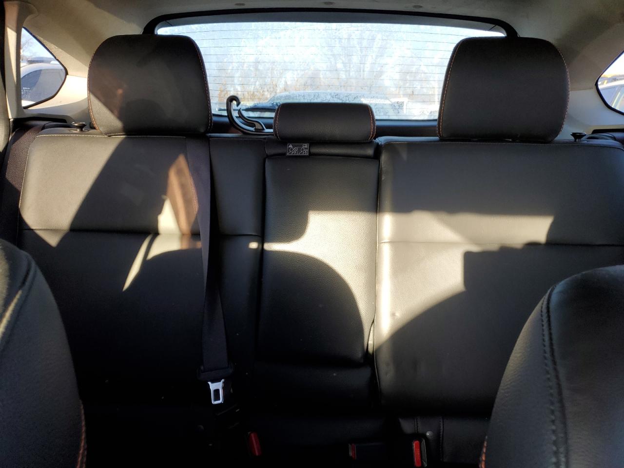 2016 Subaru XV - Image 10