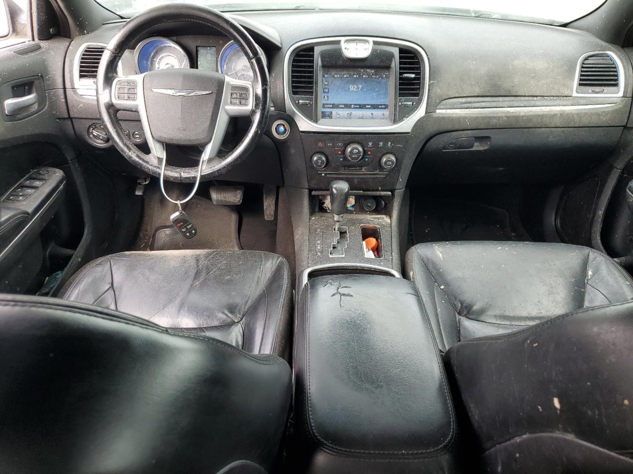 2011 Chrysler 300 - Image 8