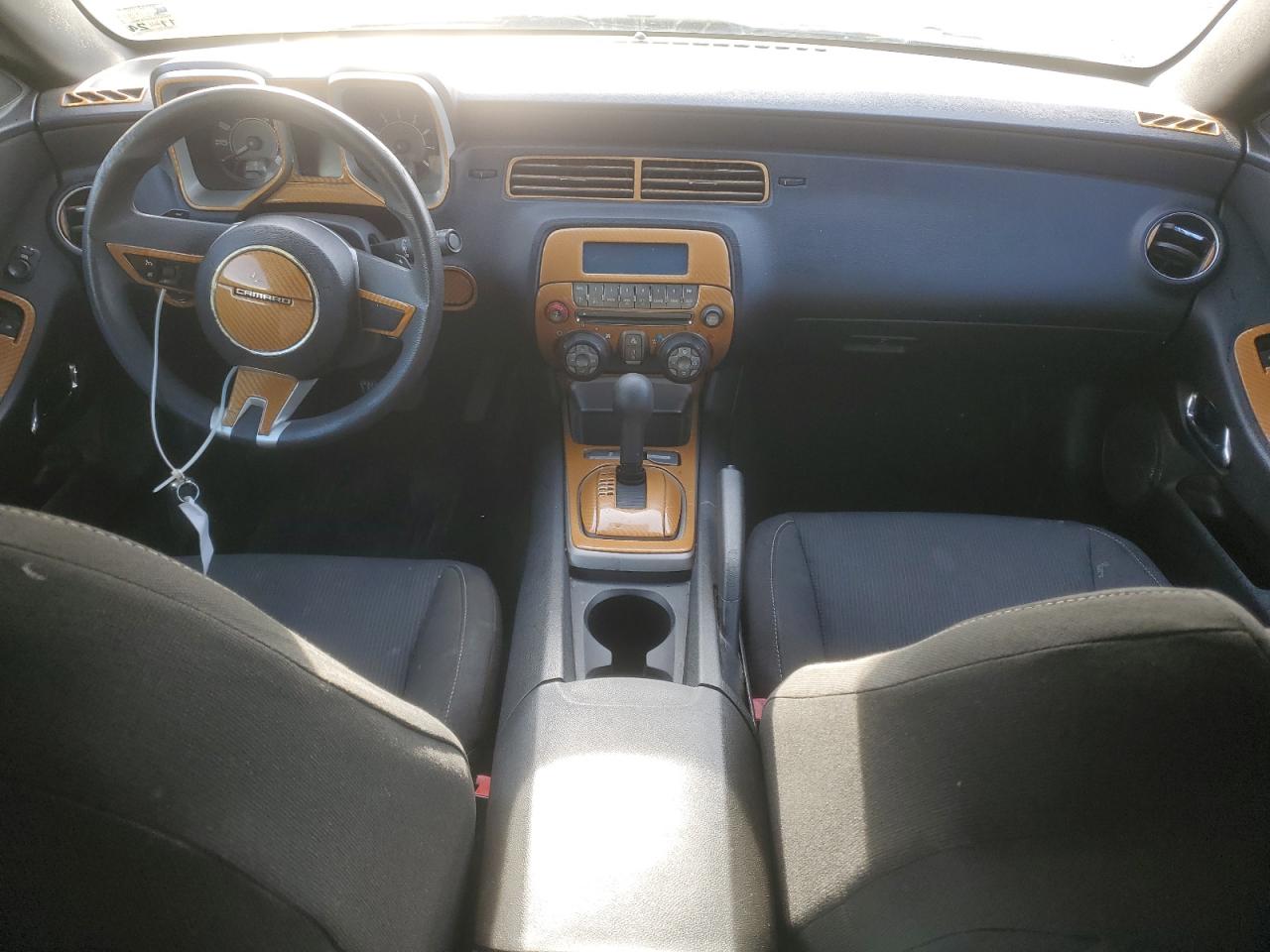 2011 Chevrolet Camaro - Image 8