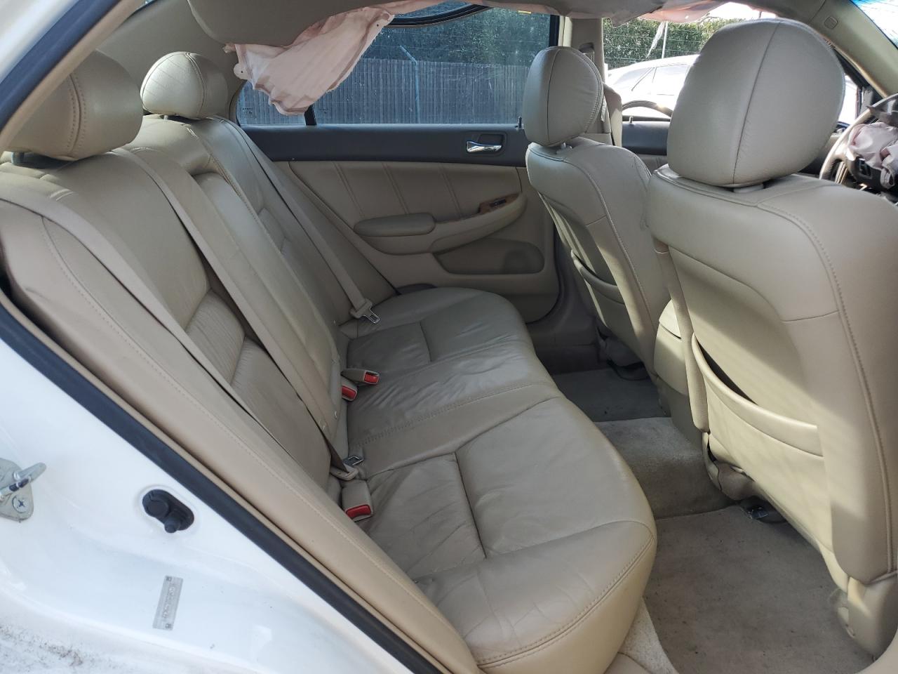2005 Honda Accord - Image 11