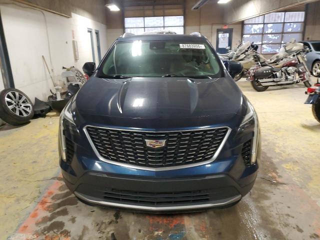  CADILLAC XT4 2020 Синий