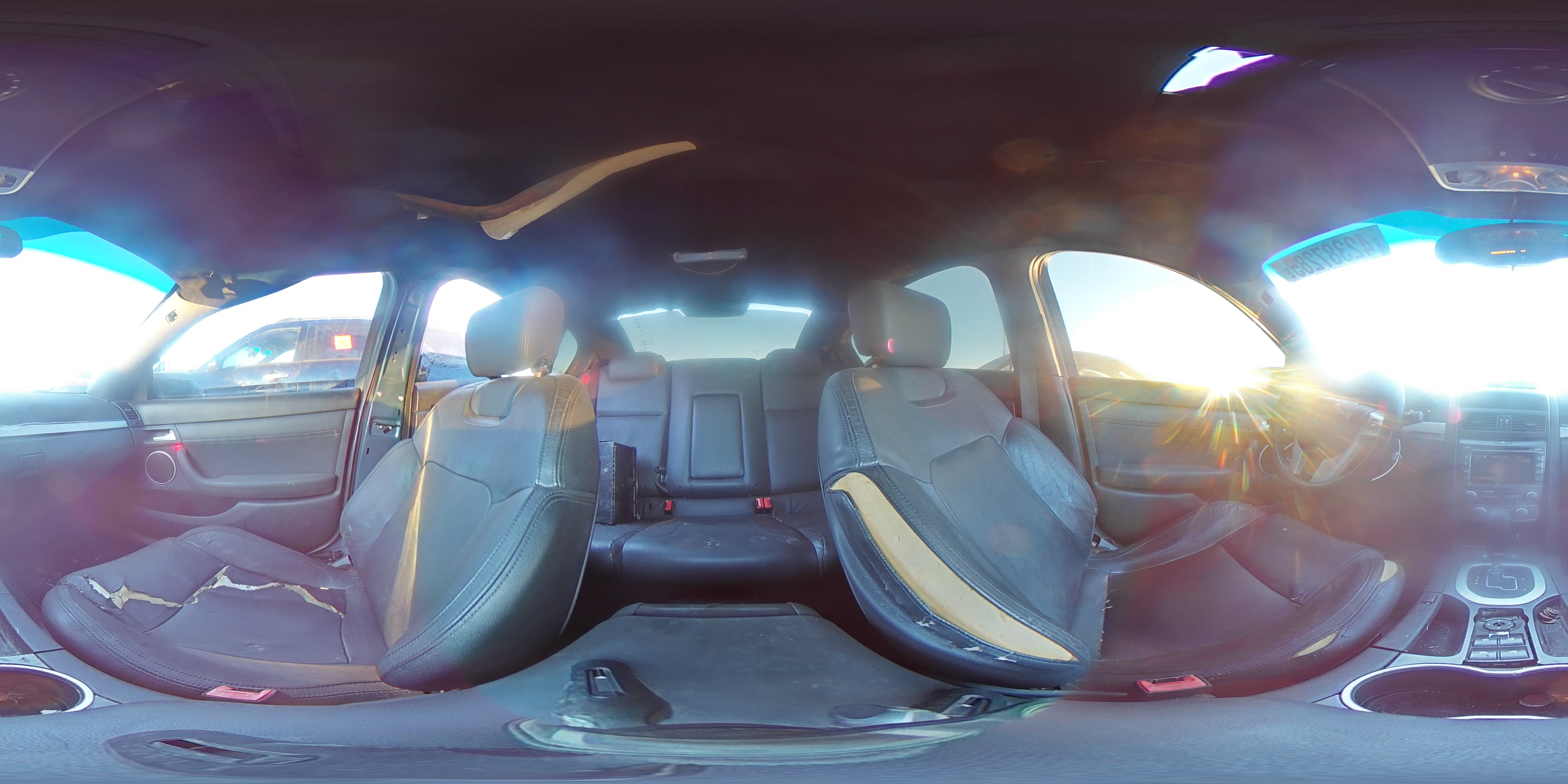 2009 Pontiac G8 - Image 13