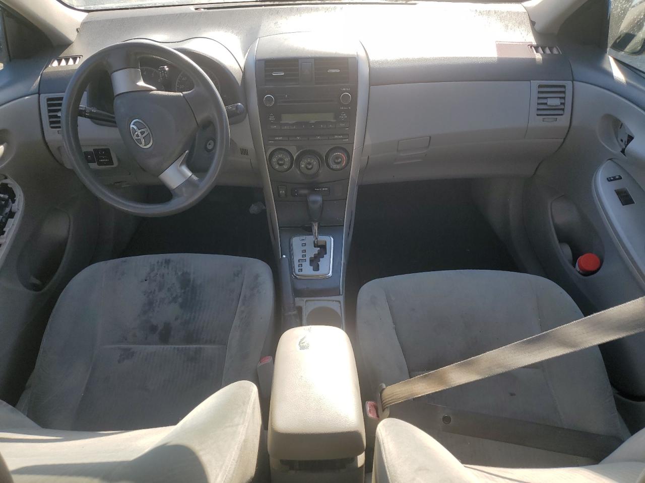 2010 Toyota Corolla - Image 8