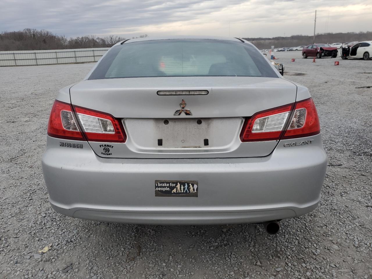 2012 Mitsubishi Galant - Image 6