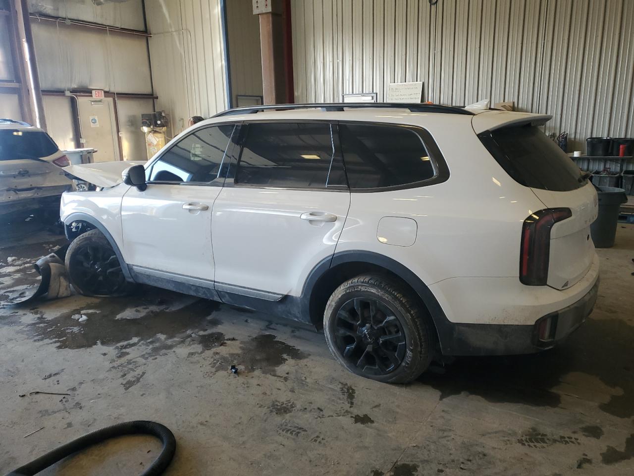 2023 Kia Telluride - Image 2
