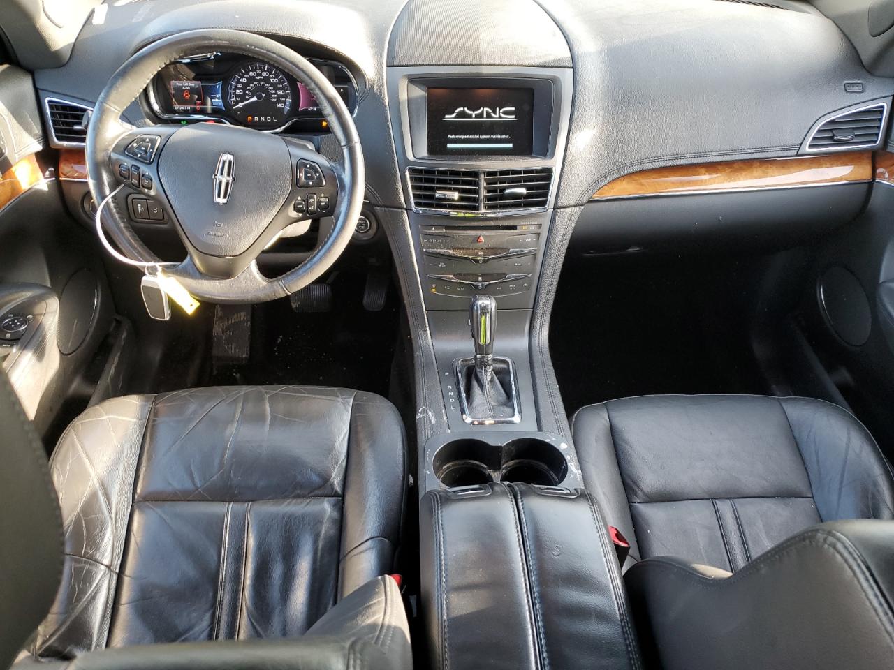2014 Lincoln MKT - Image 8