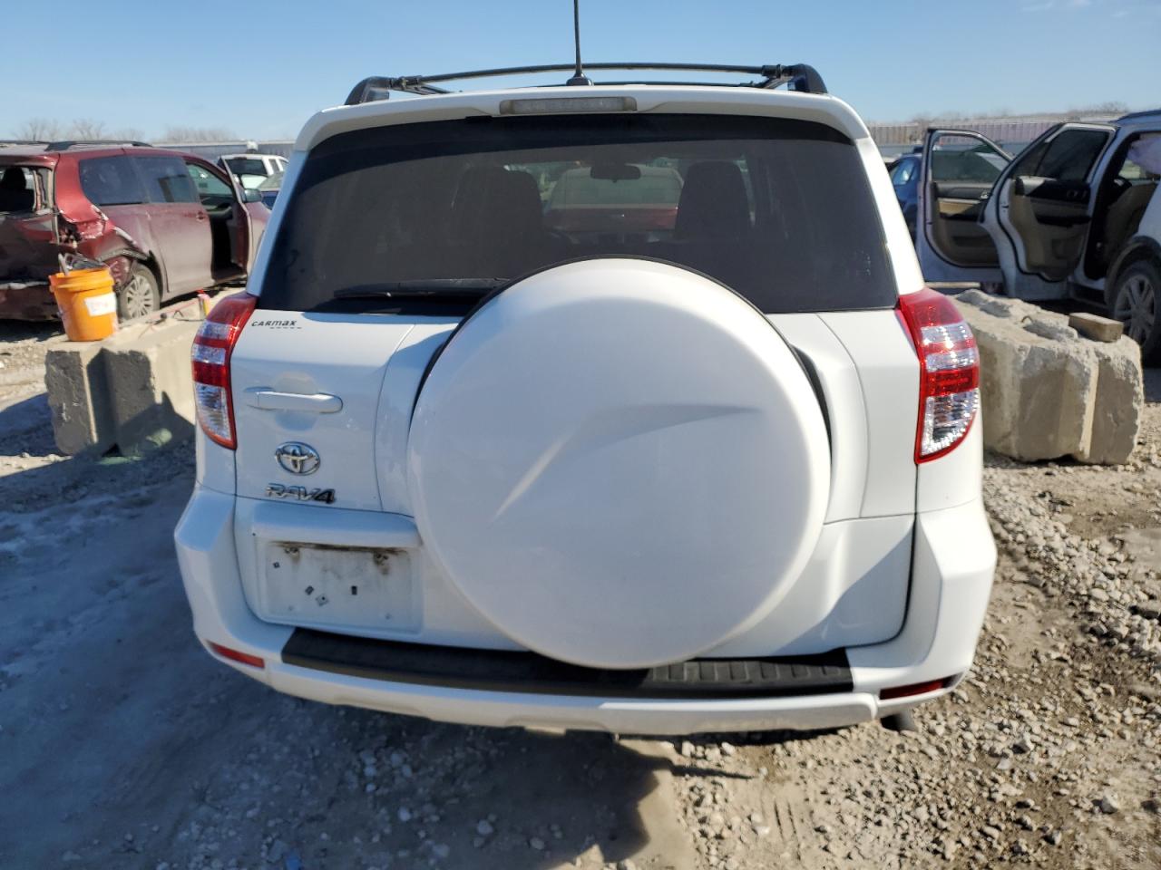 2012 Toyota RAV 4 - Image 6