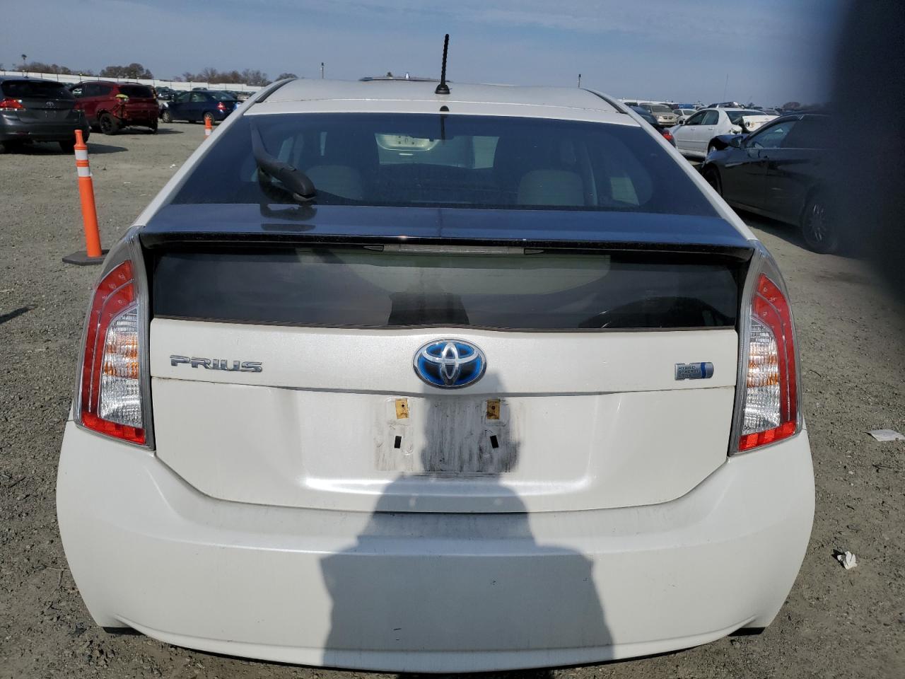 2013 Toyota Prius - Image 6