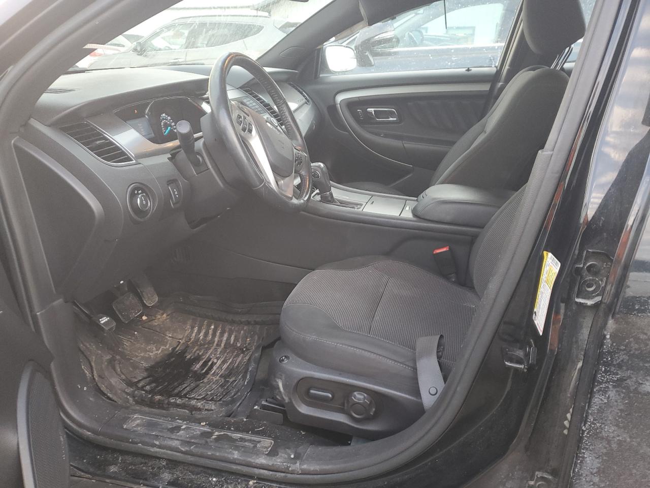 2014 Ford Taurus - Image 7