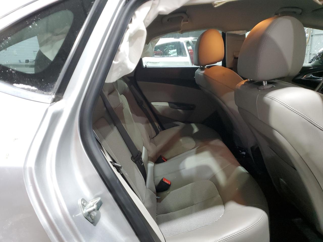 2014 Buick Verano - Image 10