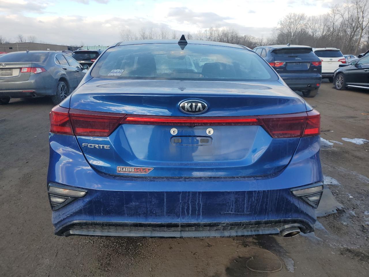 2019 Kia Forte - Image 6