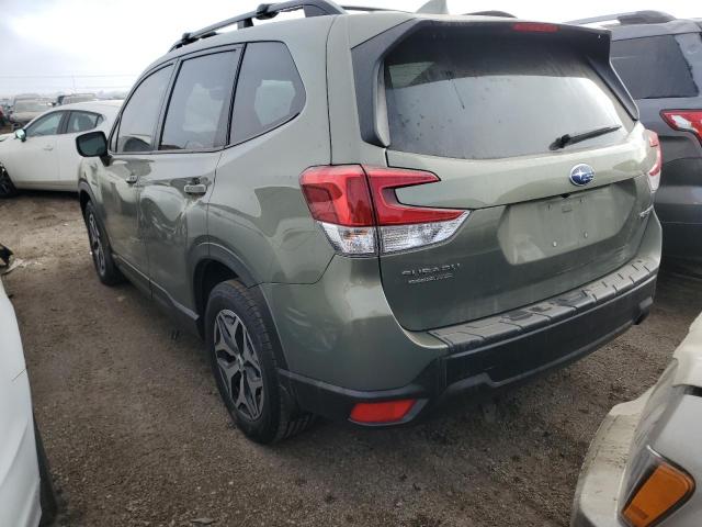  SUBARU FORESTER 2019 Зеленый