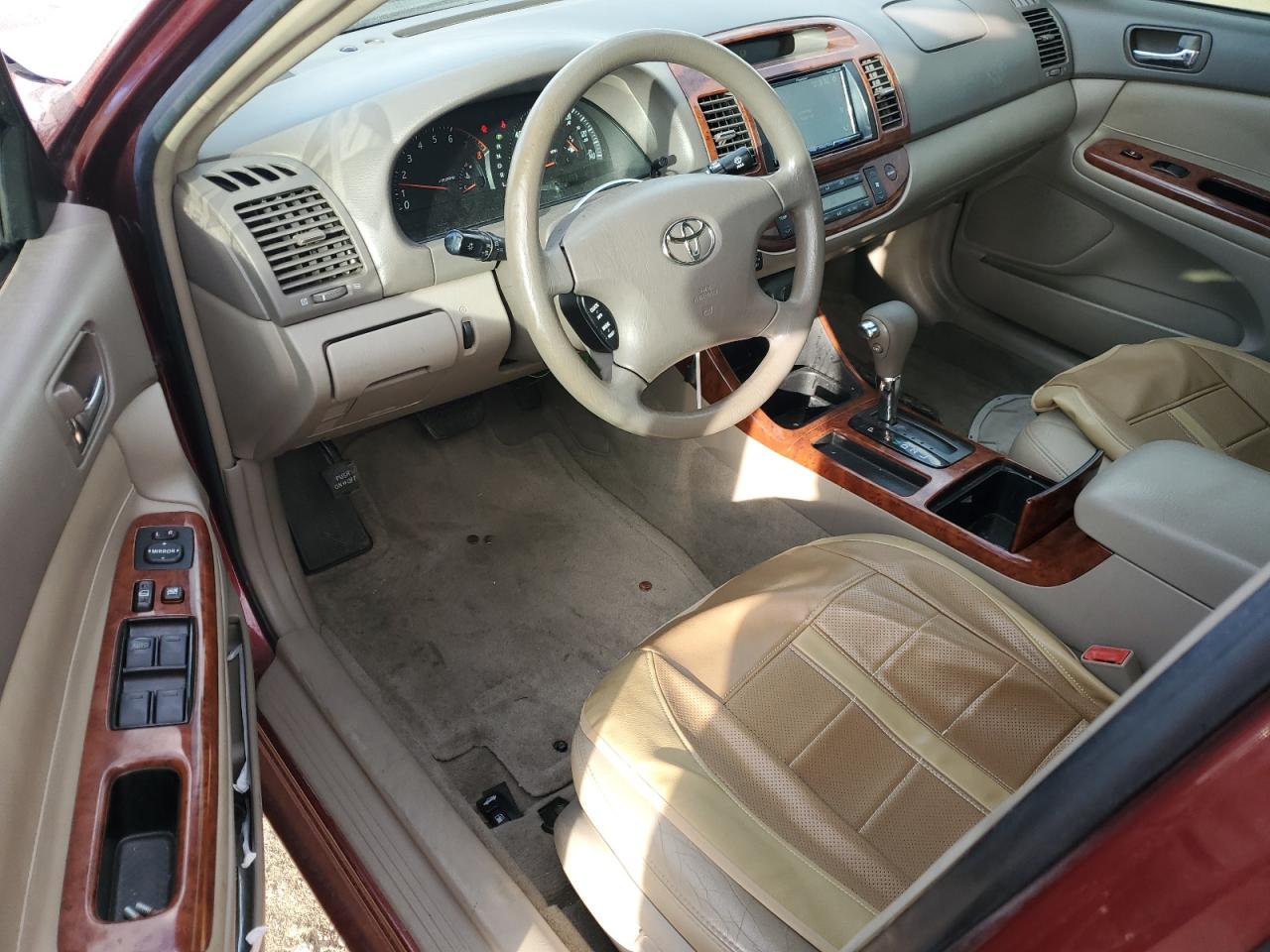 2003 Toyota Camry - Image 8