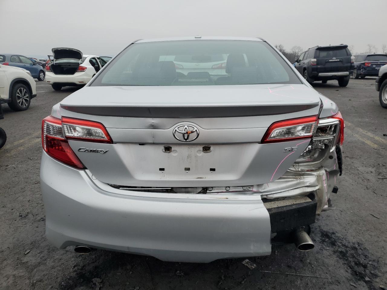 2014 Toyota Camry - Image 6