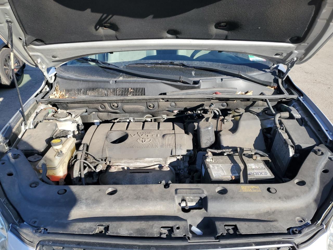 2010 Toyota RAV 4 - Image 12