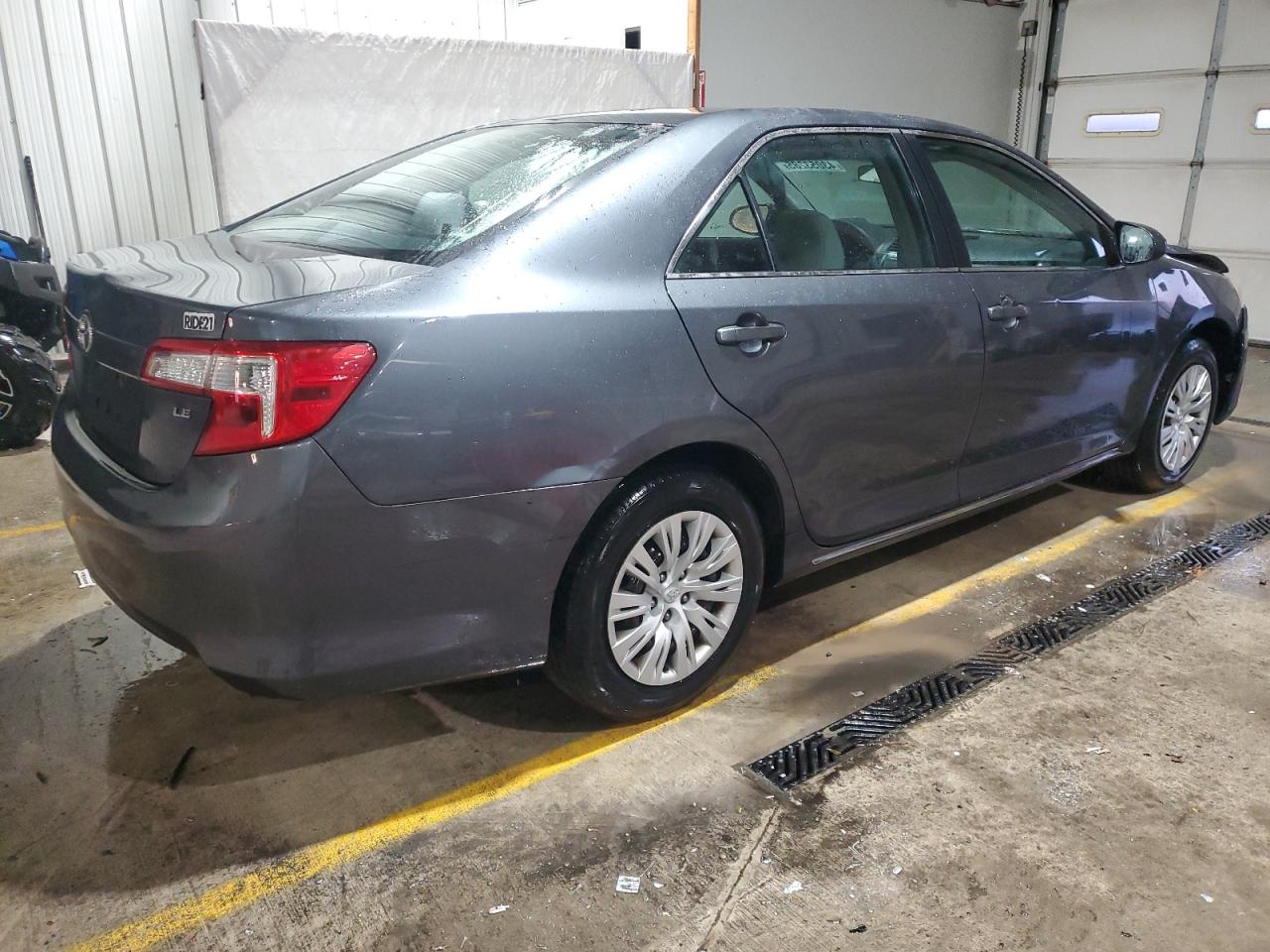 2012 Toyota Camry - Image 3