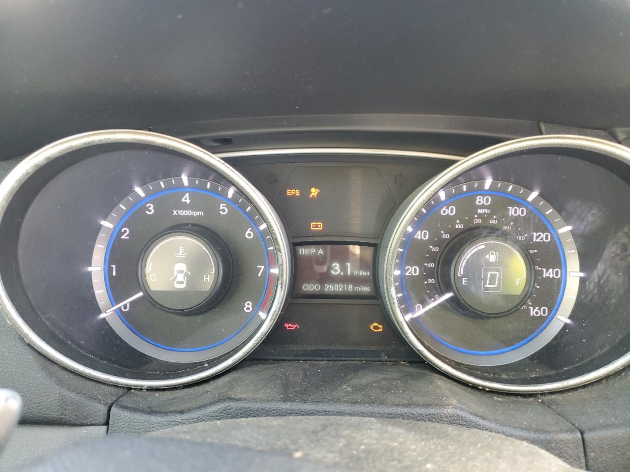 2012 Hyundai Sonata - Image 9