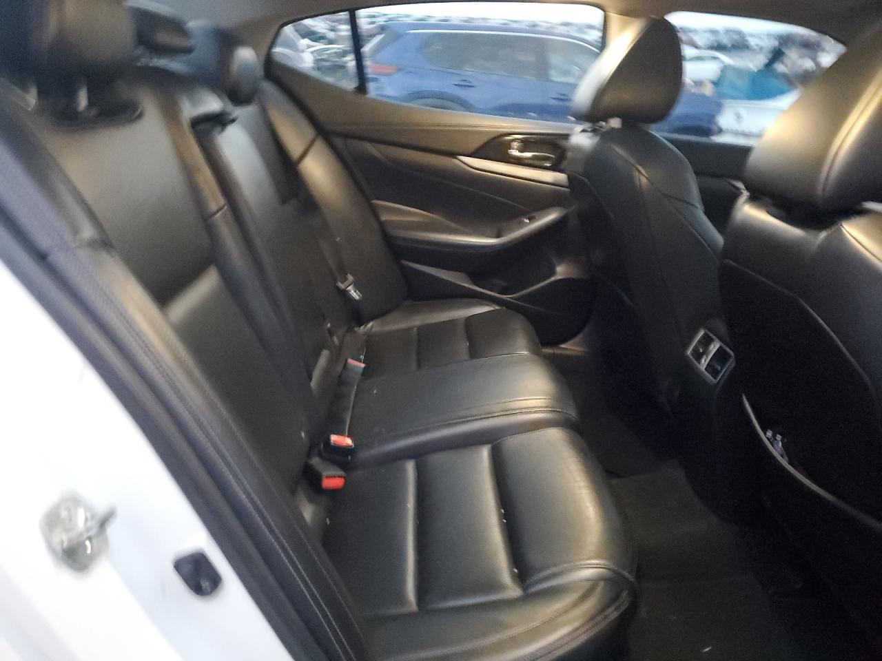 2016 Nissan Maxima - Image 10