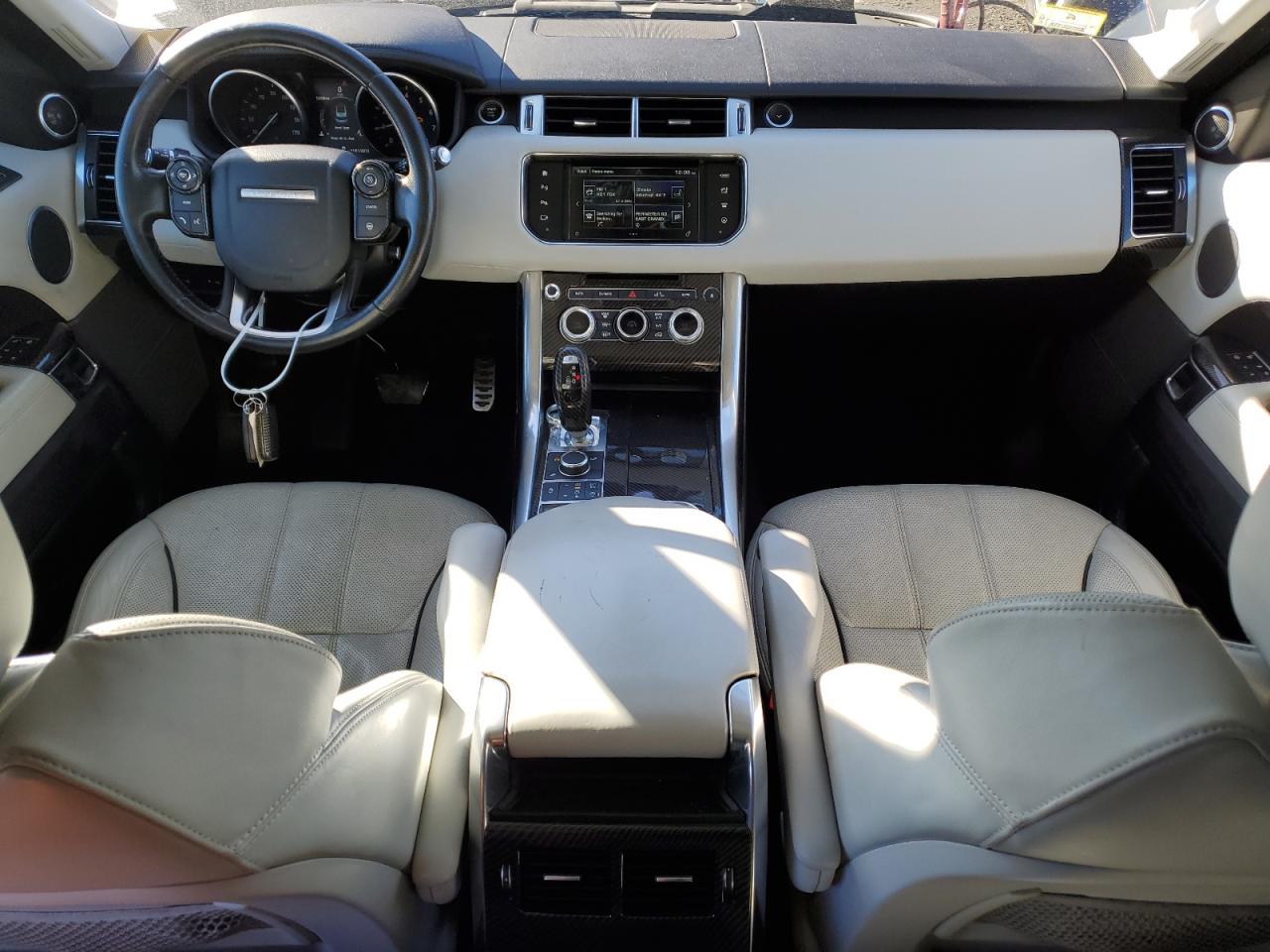 2016 Land Rover Range Rover - Image 8