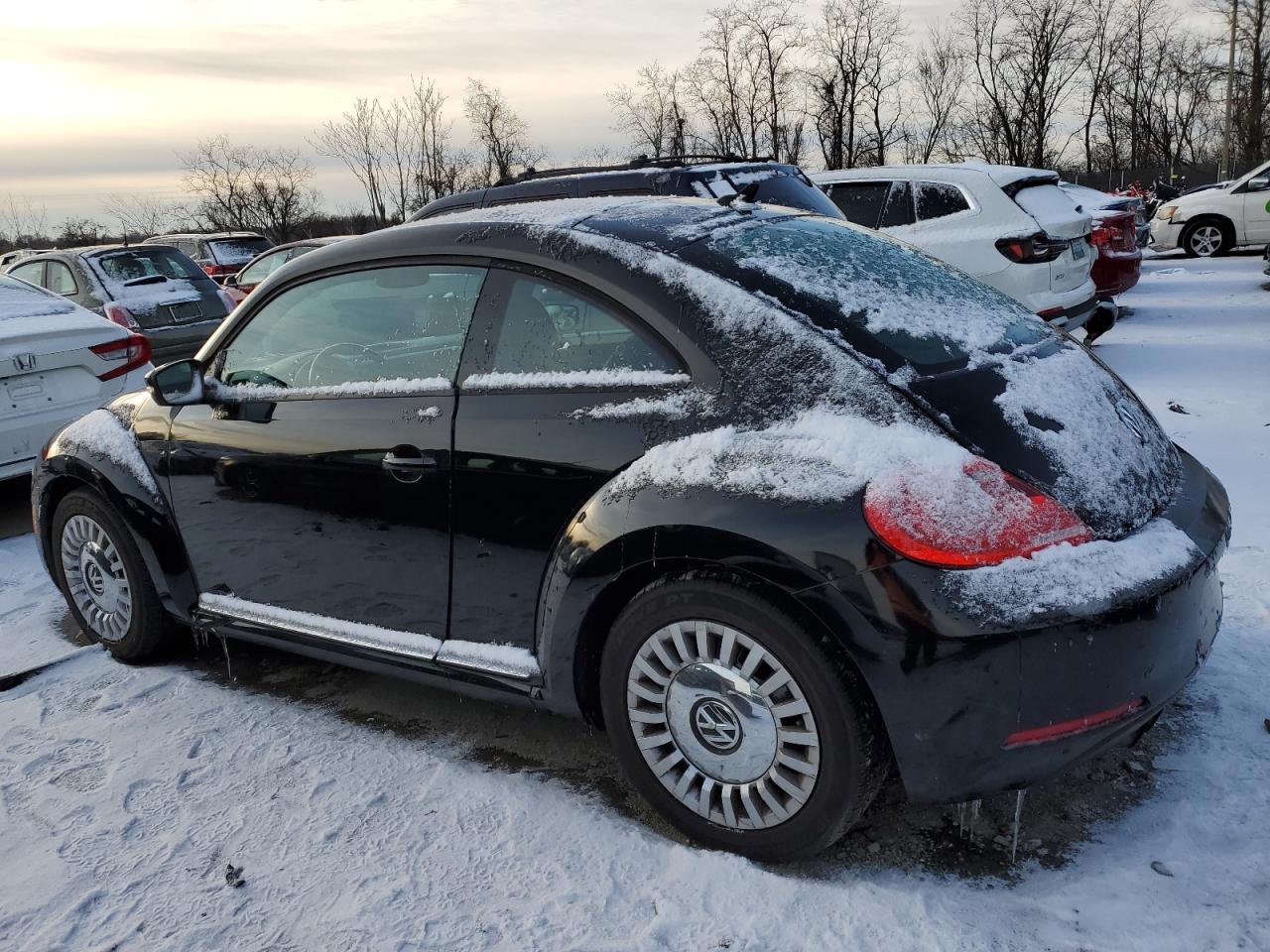 2014 Volkswagen Beetle - Image 2