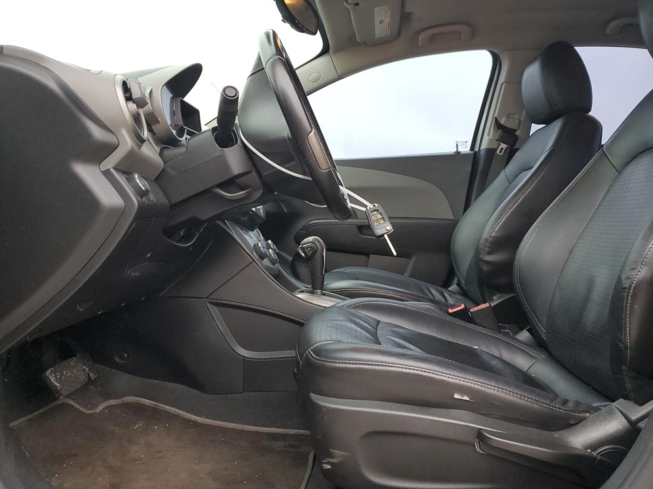 2015 Chevrolet Sonic - Image 7