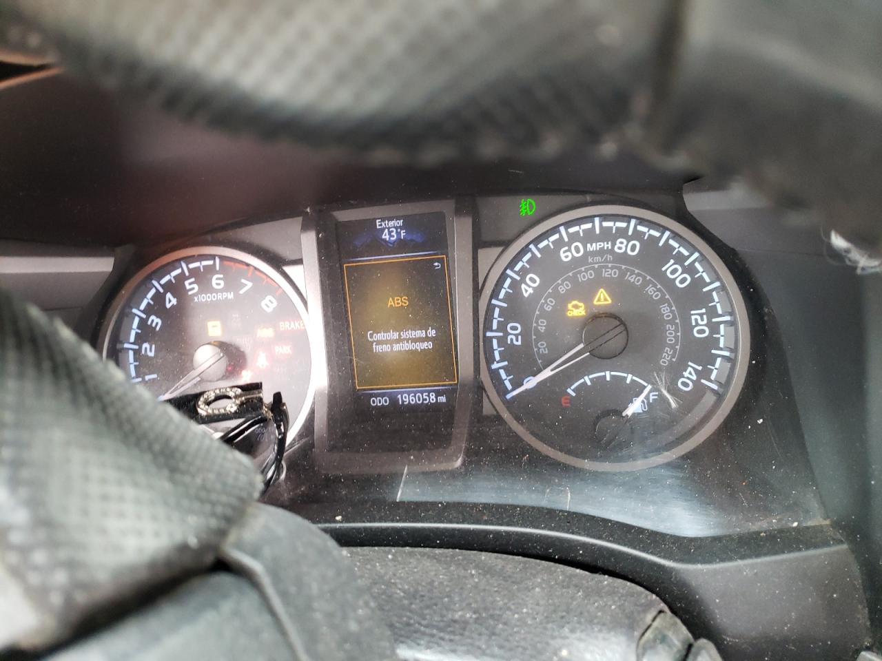 2016 Toyota Tacoma - Image 9