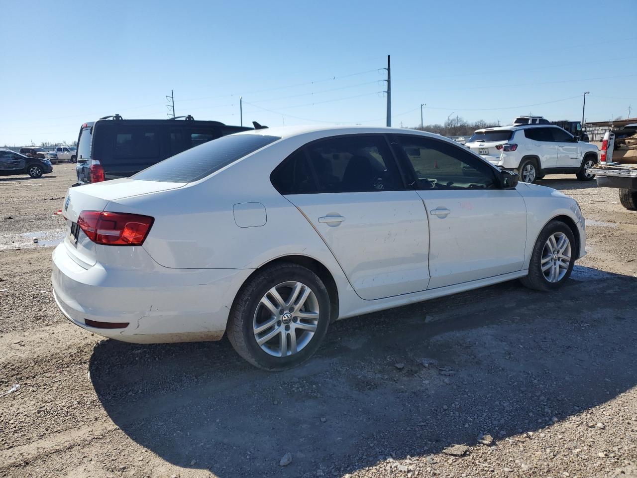 2015 Volkswagen Jetta - Image 3