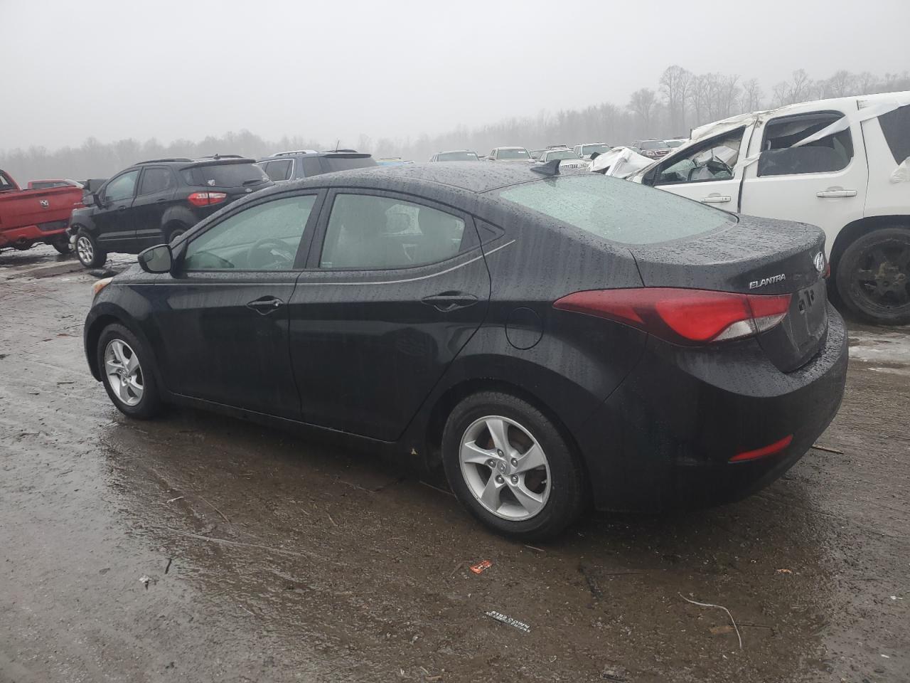 2014 Hyundai Elantra - Image 2