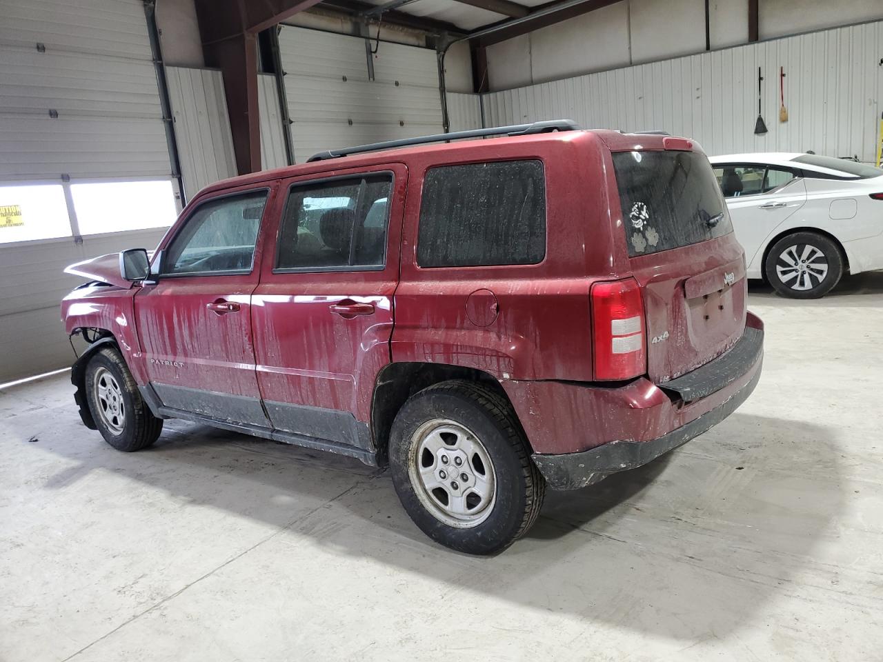 2016 Jeep Liberty (Patriot) - Image 2