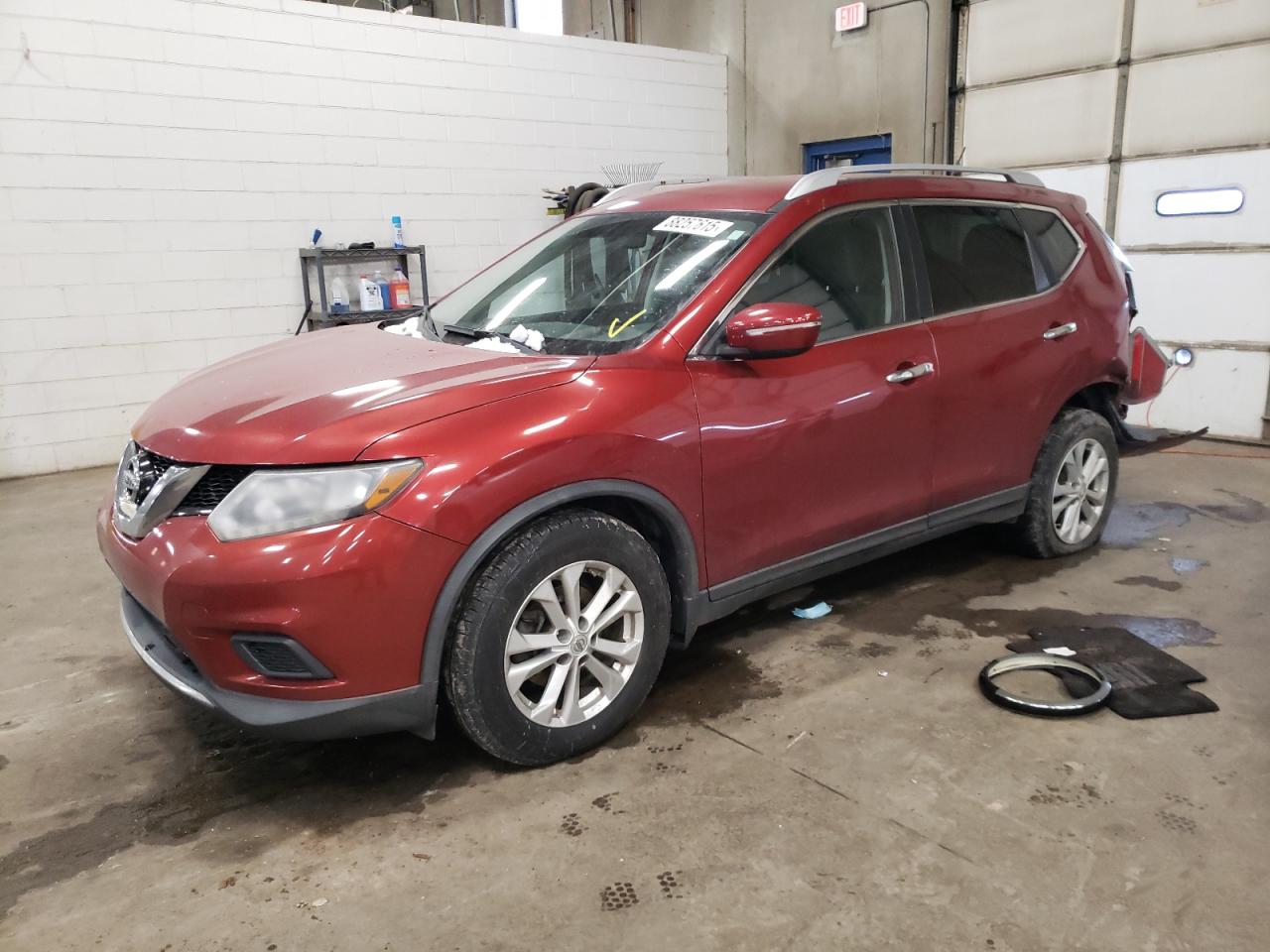 2015 Nissan Rogue - Image 1