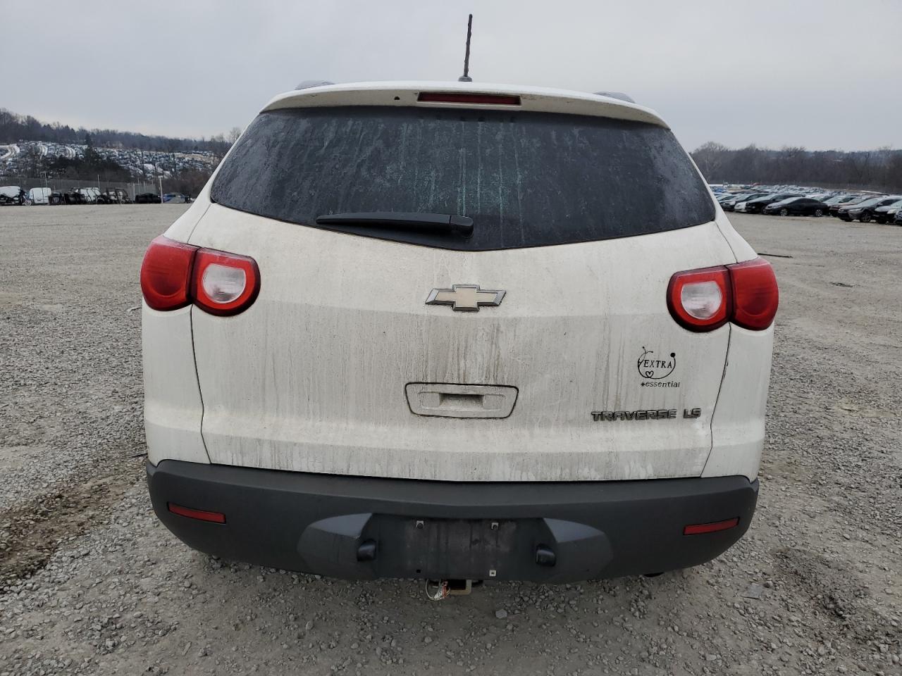 2011 Chevrolet Traverse - Image 6