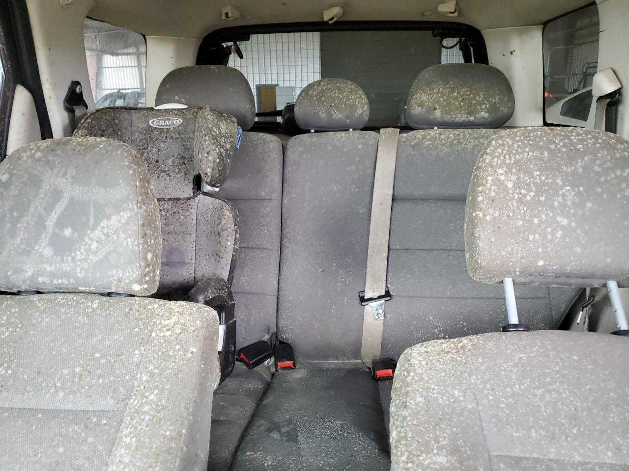 2009 Ford Escape - Image 10