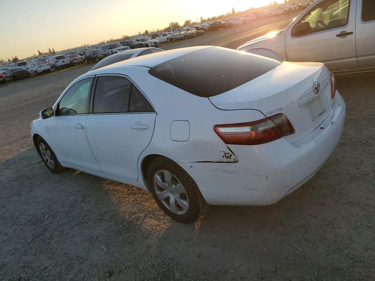2009 Toyota Camry - Image 2