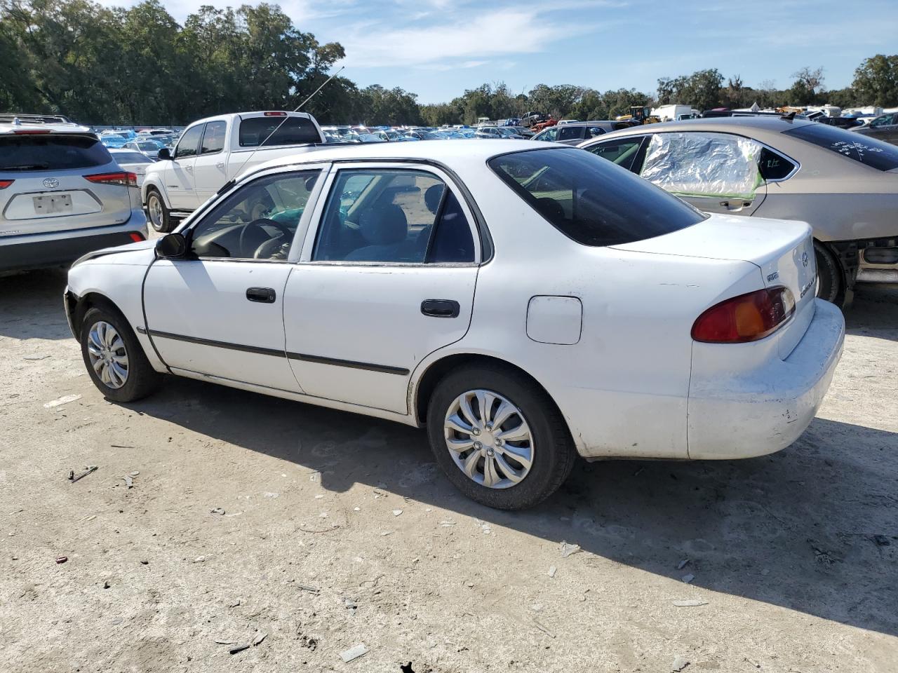 2000 Toyota Corolla - Image 2