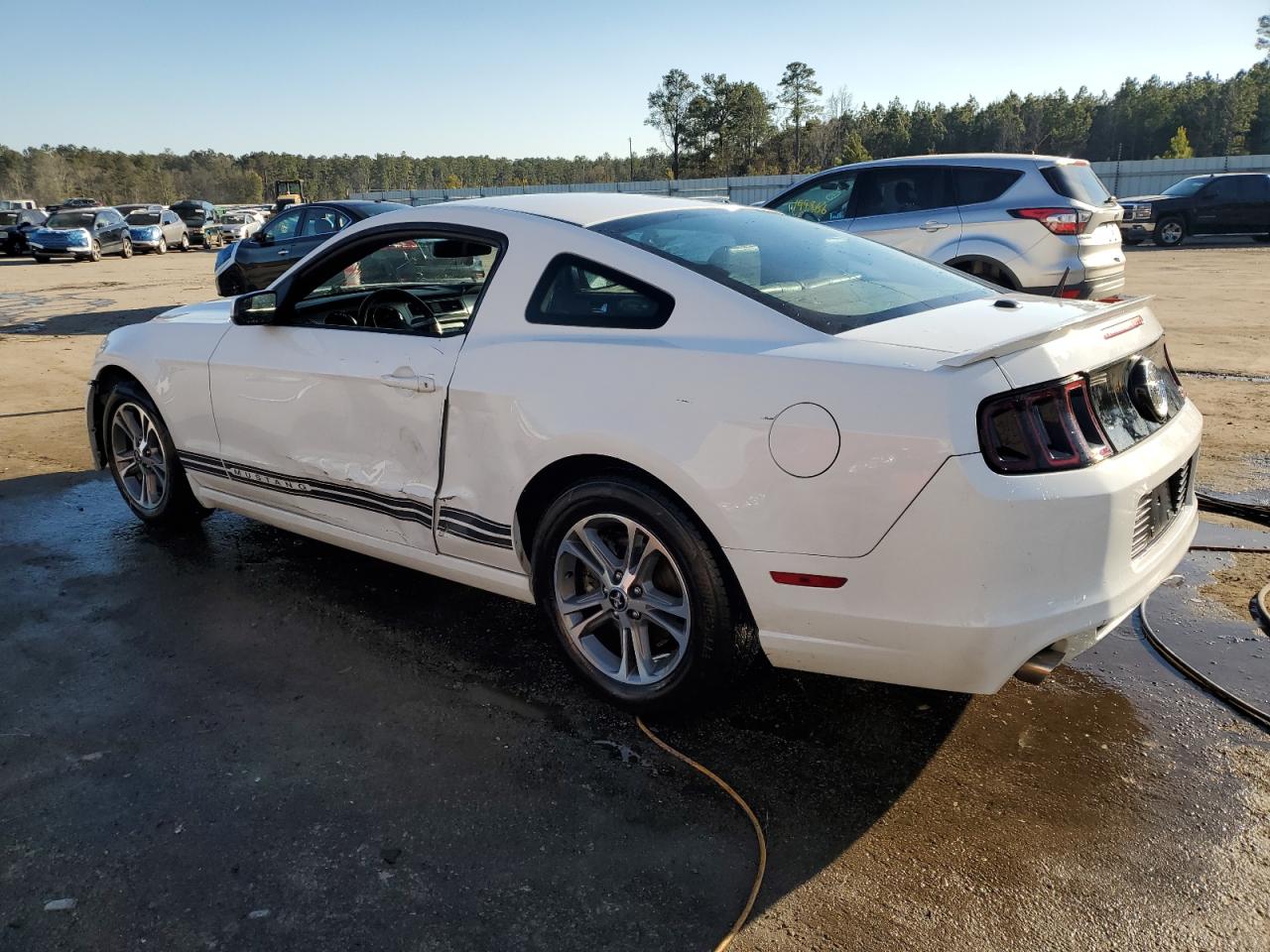 2014 Ford Mustang - Image 2