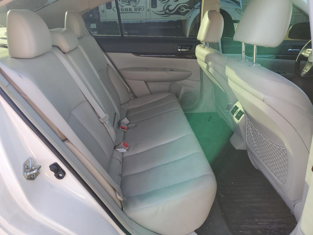 2013 Subaru Legacy - Image 11
