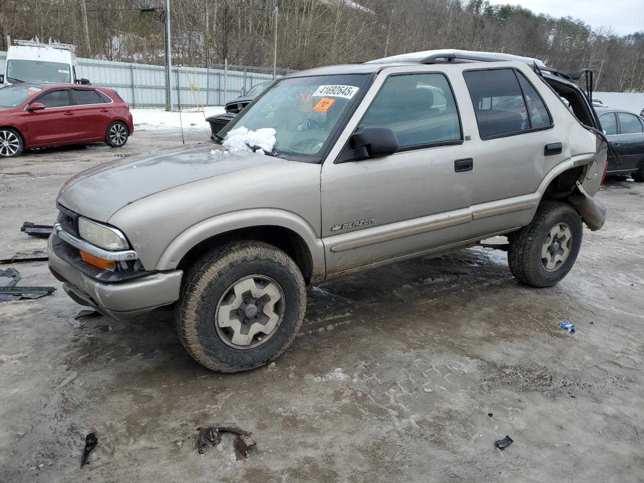 2002 Chevrolet Blazer - Image 1
