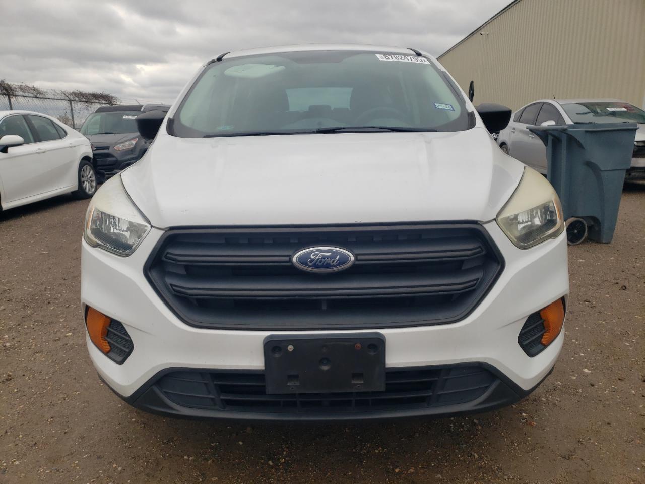 VIN 1FMCU0F7XHUE35128 2017 FORD ESCAPE no.5