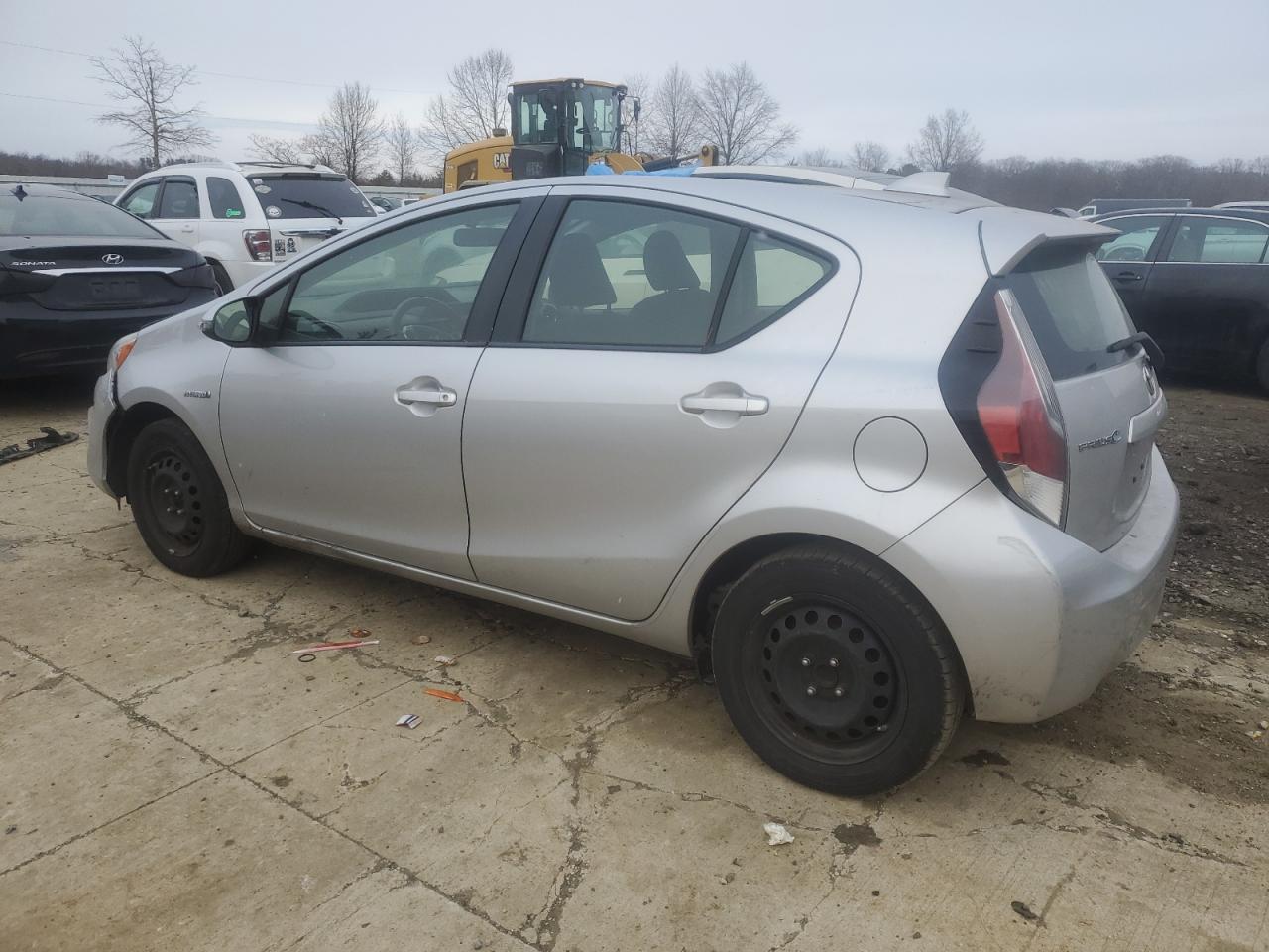 2015 Toyota Prius - Image 2