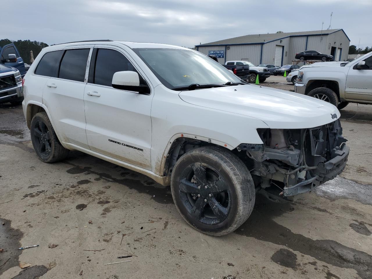 2015 Jeep Grand Cherokee - Image 4