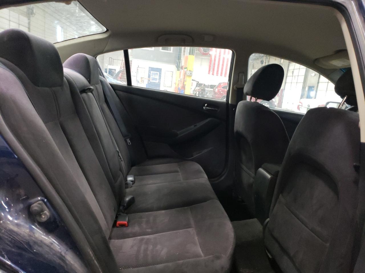 2009 Nissan Altima - Image 10
