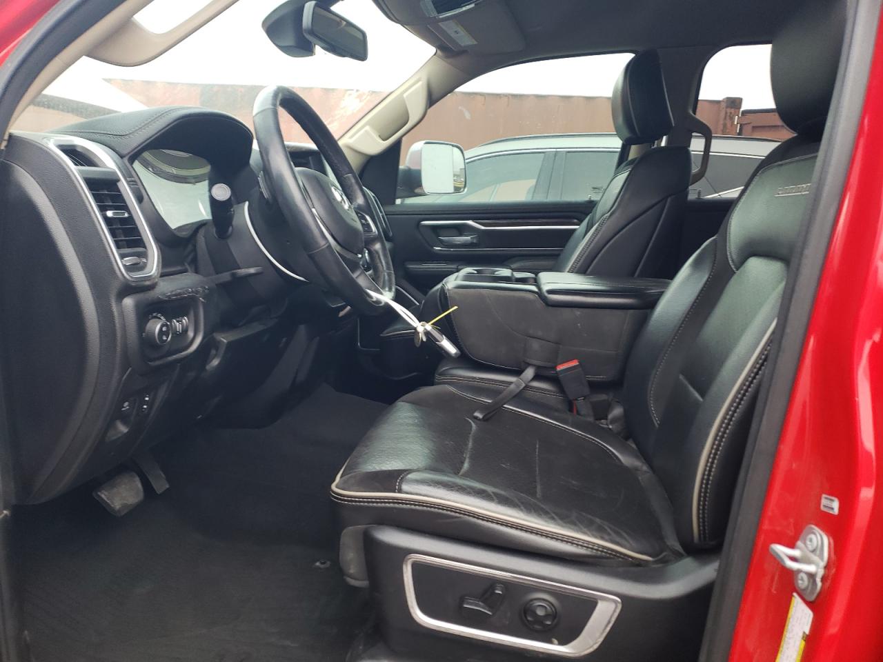 2019 RAM 1500 - Image 7