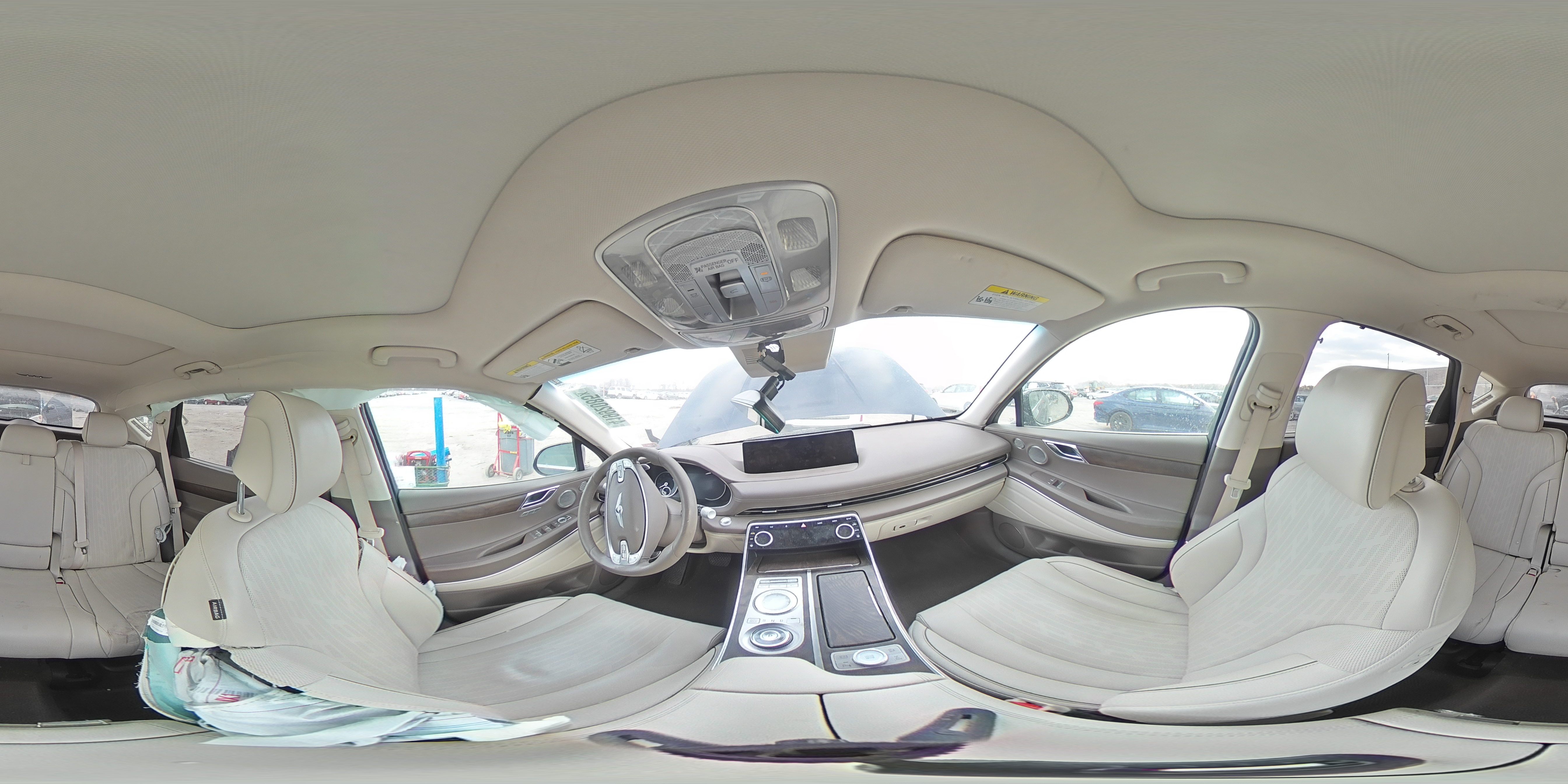 2022 Genesis GV80 - Image 13