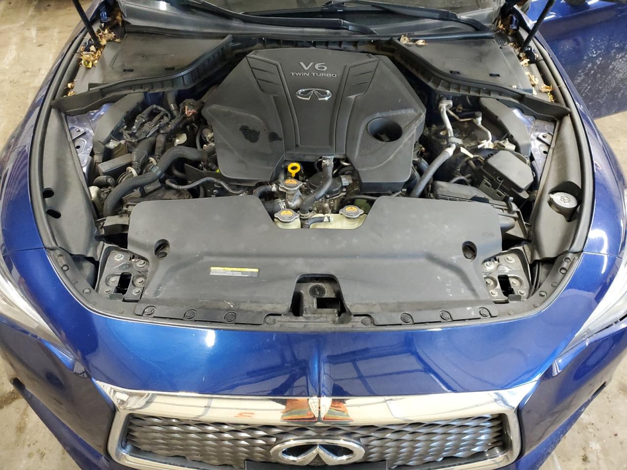 2018 Infiniti Q60 - Image 12